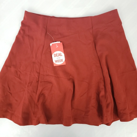 Forever 21 Dresses & Skirts - 🎉HP🎉NWT Forever 21 Circle Skirt